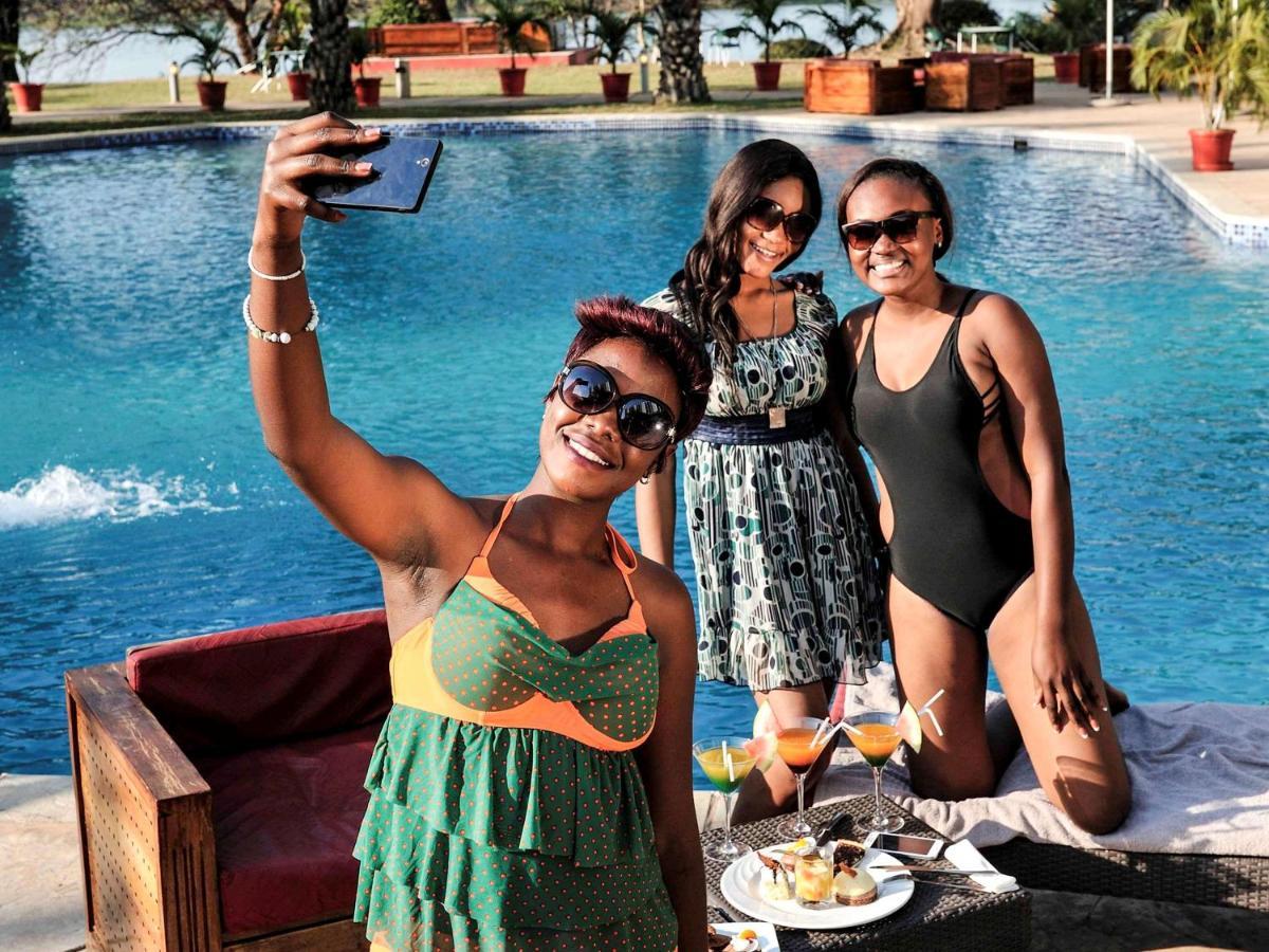 Hotel Pullman Lubumbashi Grand Karavia. Extérieur photo