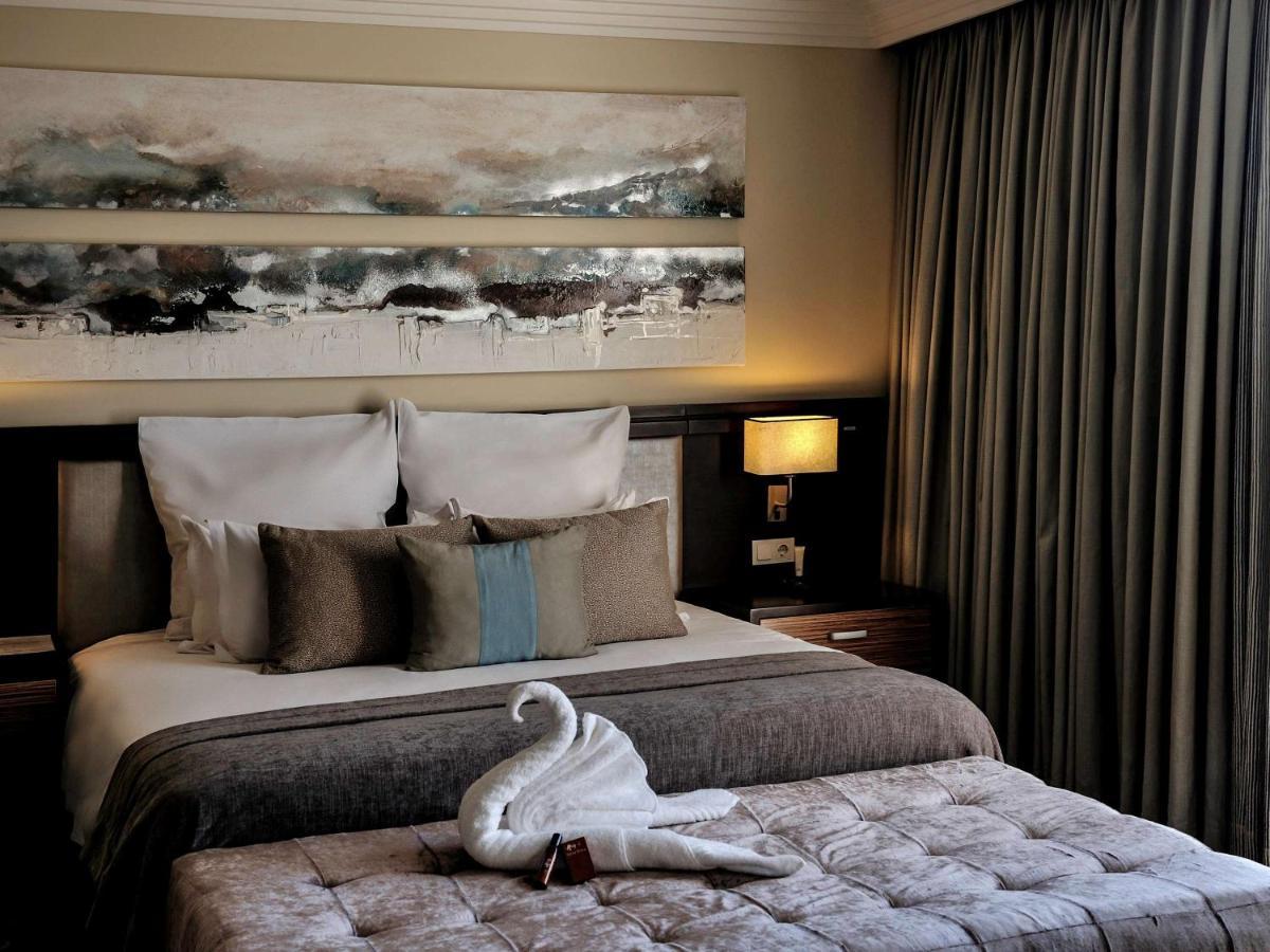 Hotel Pullman Lubumbashi Grand Karavia. Extérieur photo