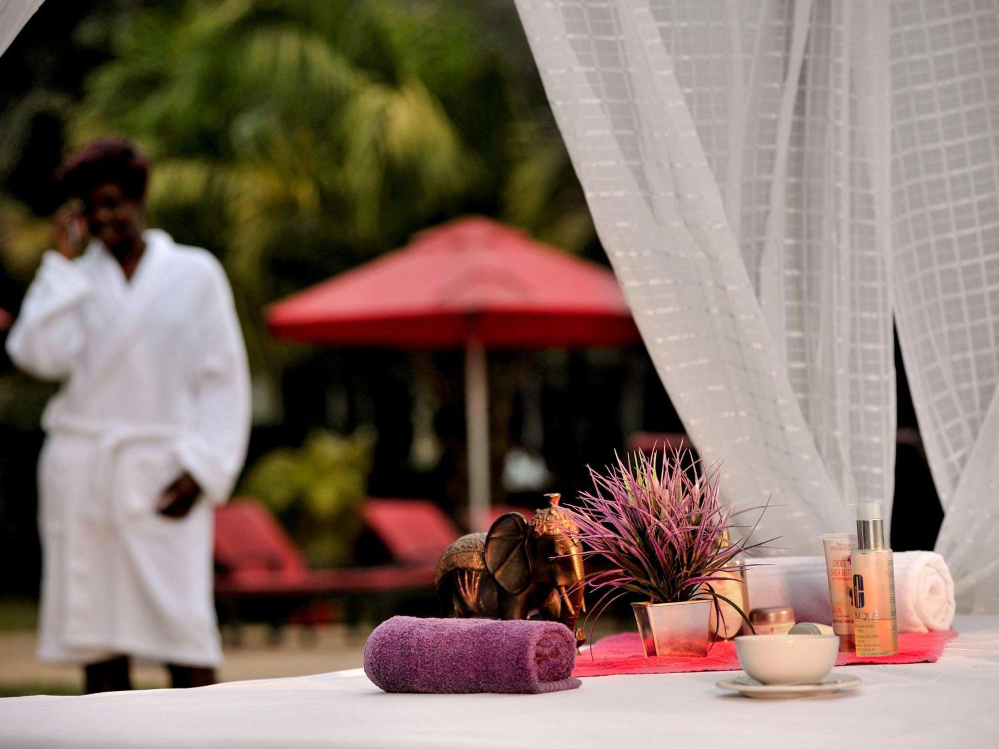 Hotel Pullman Lubumbashi Grand Karavia. Extérieur photo